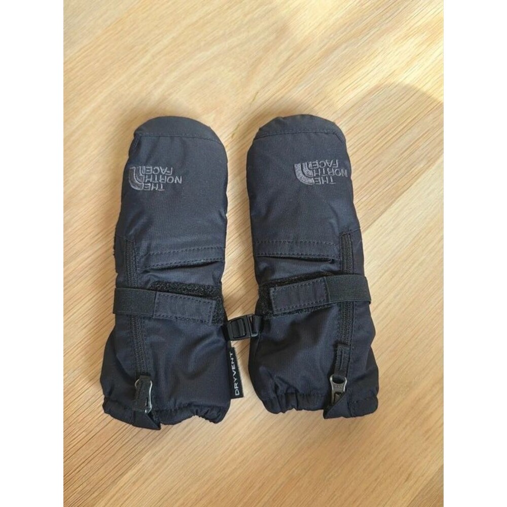 The North Face toddler waterproof gloves mittens size 2 2T black